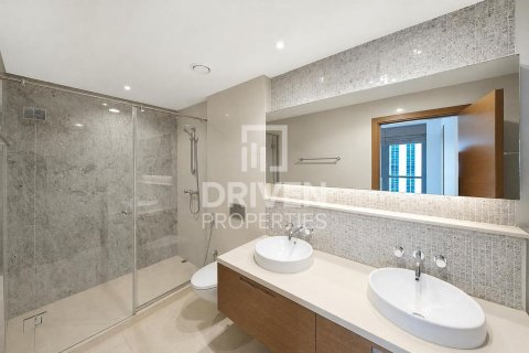 3 bedrooms Apartment in Claren Towers, UAE No. 212073 26