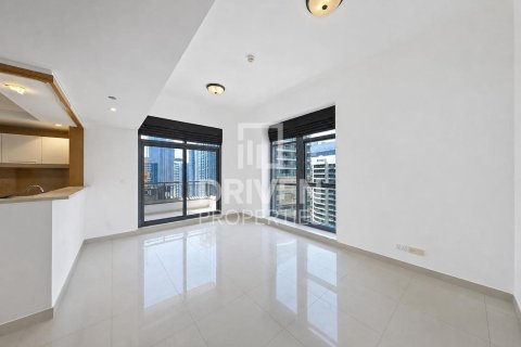 3 bedrooms Apartment in Claren Towers, UAE No. 212073 19