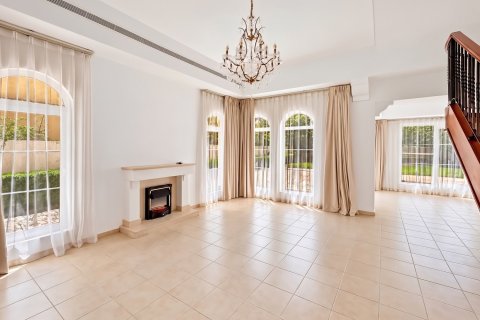 Villa de 4 dormitorios en Arabian Ranches, UAE No. 215396 5