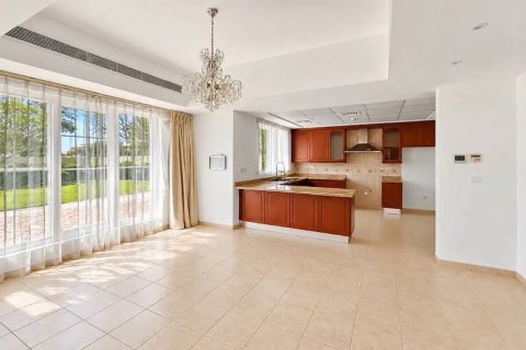 Villa de 4 dormitorios en Arabian Ranches, UAE No. 215396 13