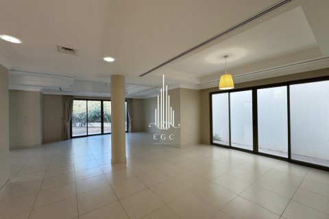 Villa de 4 chambres à Al Bateen, UAE No. 29196 6