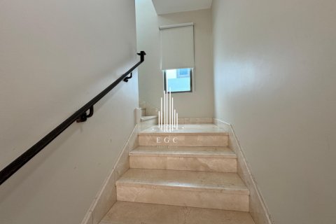 Villa de 4 chambres à Al Bateen, UAE No. 29196 19