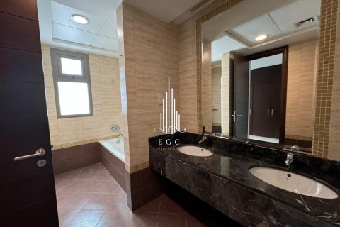 Villa de 4 chambres à Al Bateen, UAE No. 29196 25