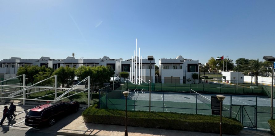 Villa de 4 chambres à Al Bateen, UAE No. 29196