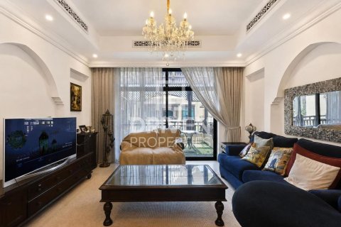 2 غرف نوم شقة في وسط مدينة دبي, الإمارات العربية المتحدة رقم 214641 4