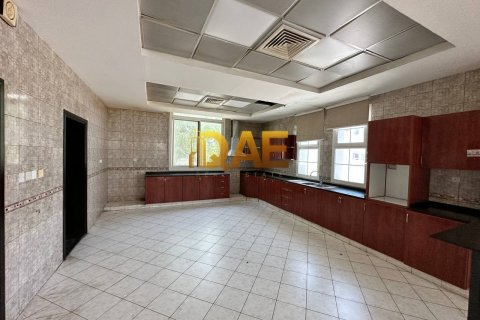 Вилла с 7 спальнями в Аль-Сафа, ОАЭ №7358 12