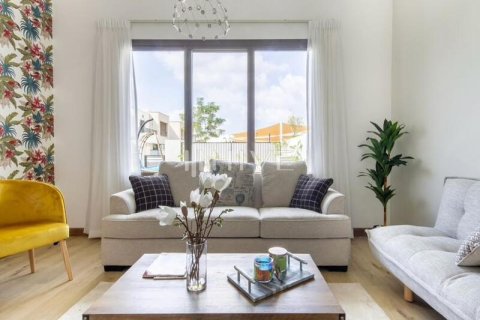 Таунхаус с 3 спальнями в Hayat Townhouses, ОАЭ №80144 8