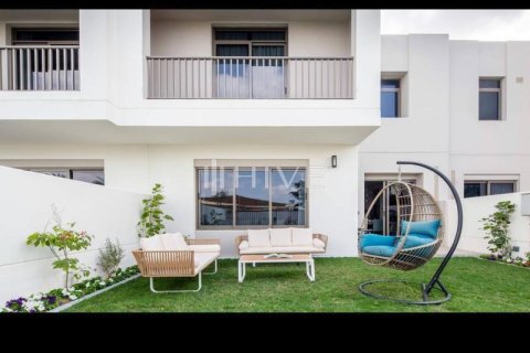 Таунхаус с 3 спальнями в Hayat Townhouses, ОАЭ №80144 14