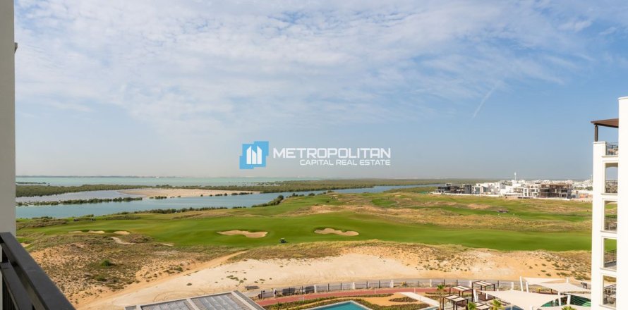 Apartment de 2 dormitorios en  Yas Island, UAE No. 144938