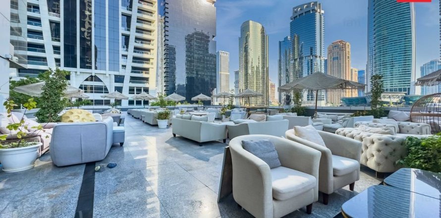 435.7m² Shop in Dubai, UAE No. 167226
