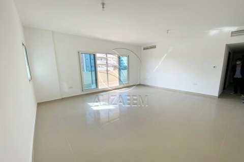 Appartement de 3 chambres à Al Reef, UAE No. 167998 4