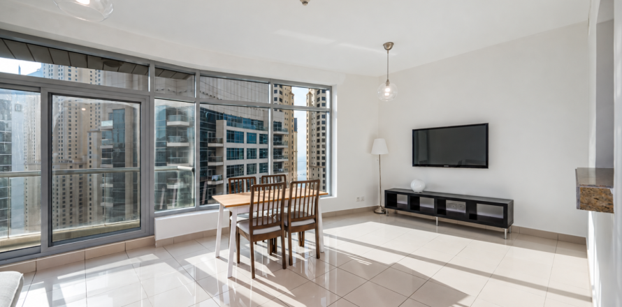 Apartment de 2 dormitorios en Dubai Marina, UAE No. 223437