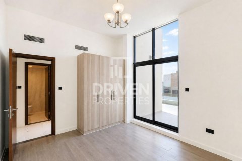 Вилла с 4 спальнями в District 11, ОАЭ №225651 16