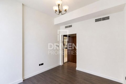 Вилла с 4 спальнями в District 11, ОАЭ №225651 9