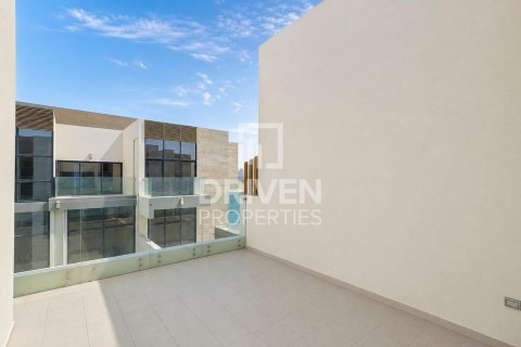Вилла с 4 спальнями в District 11, ОАЭ №225651 28