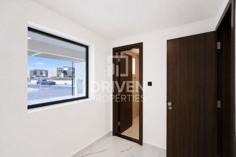Вилла с 4 спальнями в District 11, ОАЭ №225651 13