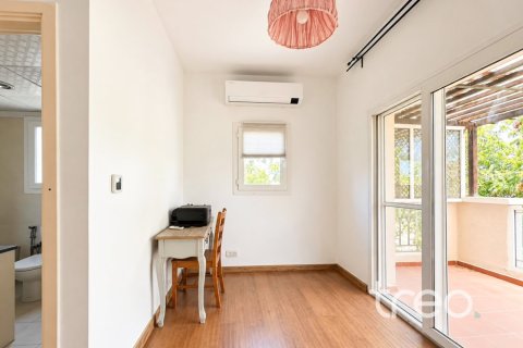 2 bedrooms Villa in The Springs, UAE No. 220890 6