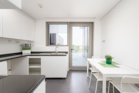 Apartment de 3 dormitorios en DAMAC Hills (Akoya by DAMAC), UAE No. 215369 9