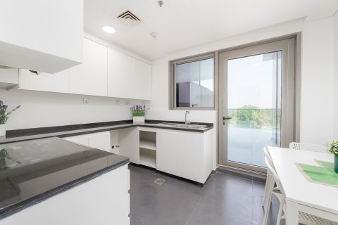 Apartment de 3 dormitorios en DAMAC Hills (Akoya by DAMAC), UAE No. 215369 10