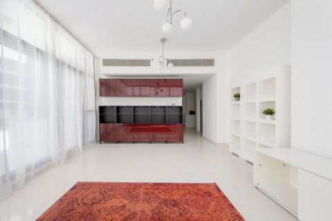 Apartment de 3 dormitorios en DAMAC Hills (Akoya by DAMAC), UAE No. 215369 8
