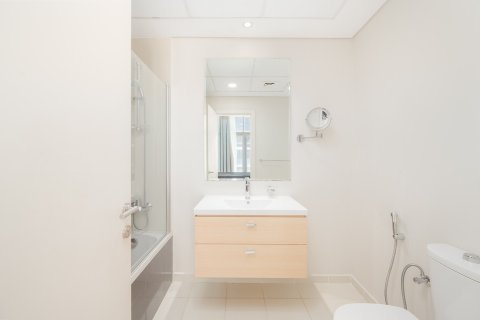 Apartment de 3 dormitorios en DAMAC Hills (Akoya by DAMAC), UAE No. 215369 19