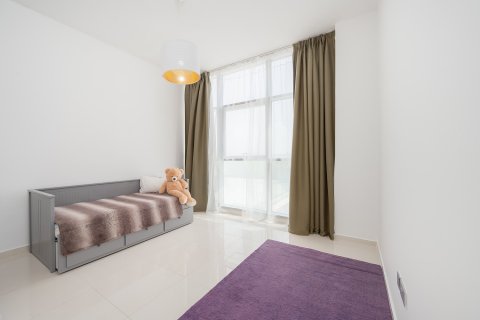 Apartment de 3 dormitorios en DAMAC Hills (Akoya by DAMAC), UAE No. 215369 17
