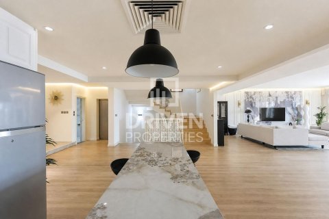 Дуплекс с 4 спальнями в The Crescent, ОАЭ №218579 5