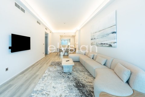 Apartment de 2 dormitorios en Azure Residences, UAE No. 64741 4