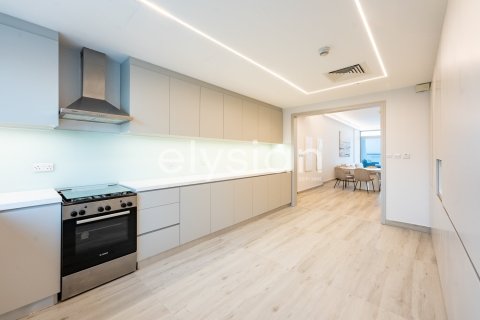 Apartment de 2 dormitorios en Azure Residences, UAE No. 64741 11