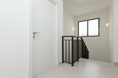 Villa de 3 dormitorios en Naseem Townhouses, UAE No. 185018 9