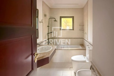 4 bedrooms Villa in Canal Cove Villas, UAE No. 212799 24