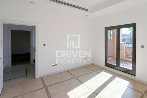 4 bedrooms Villa in Canal Cove Villas, UAE No. 212799 15