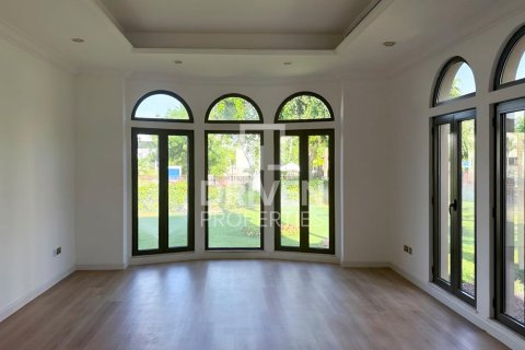 4 bedrooms Villa in Canal Cove Villas, UAE No. 212799 13