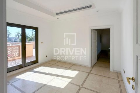 4 bedrooms Villa in Canal Cove Villas, UAE No. 212799 18