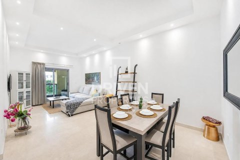 Appartement de 2 chambres à The Belvedere, UAE No. 209842 3