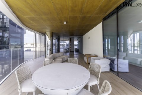 4 bedrooms Duplex in Dubai, UAE No. 143340 3