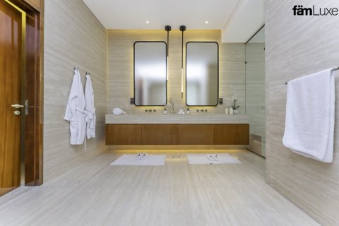 4 bedrooms Duplex in Dubai, UAE No. 143340 11