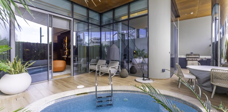 4 bedrooms Duplex in Dubai, UAE No. 143340