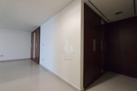Apartment de 4 dormitorios en Al Mina, UAE No. 49723 8