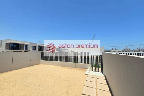 4 bedrooms Townhouse in Jebel Ali, UAE No. 219091 3