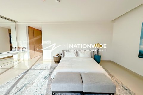 Villa de 4 chambres à Abu Dhabi, UAE No. 91760 9