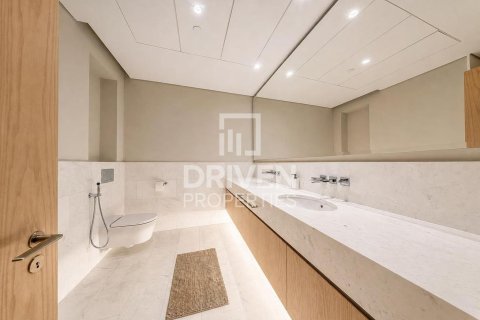 Studio Apartment in The Palm Tower, UAE No. 212167 12