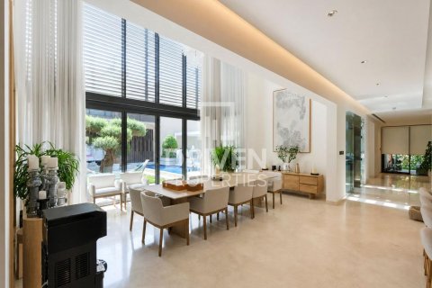 Villa de 5 dormitorios en Sobha Hartland, UAE No. 222869 3