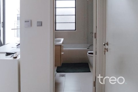 3 bedrooms Townhouse in Dubai, UAE No. 220960 6