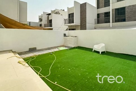 3 bedrooms Townhouse in Dubai, UAE No. 220960 11
