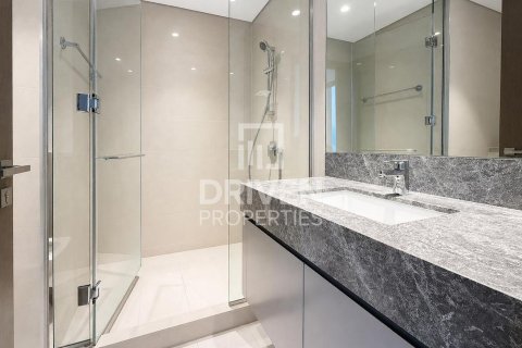 Apartment de 2 dormitorios en Opera District, UAE No. 215091 17