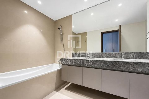 Apartment de 2 dormitorios en Opera District, UAE No. 215091 16