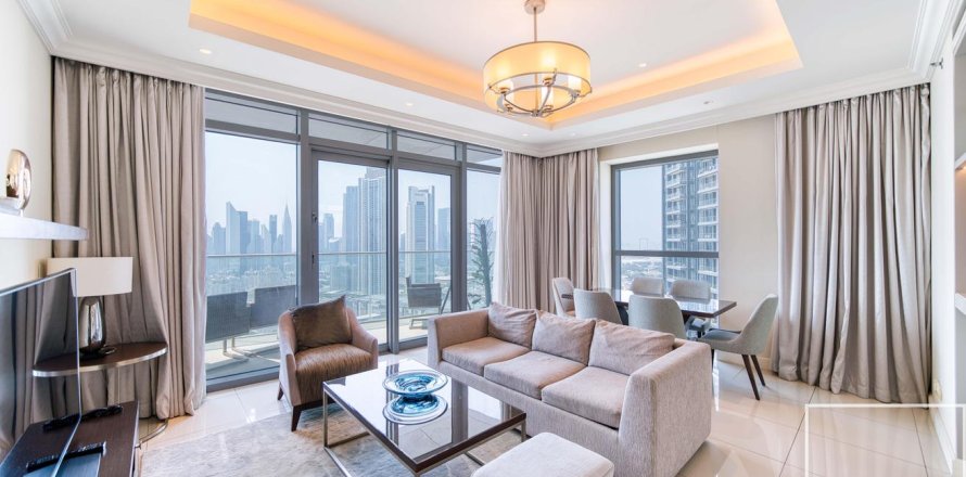 Квартира с 2 спальнями в The Address Residence Fountain Views, ОАЭ №205944