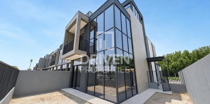 4 bedrooms Townhouse in Mudon, UAE No. 221234