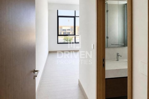 Таунхаус с 4 спальнями в District 11, ОАЭ №225142 11